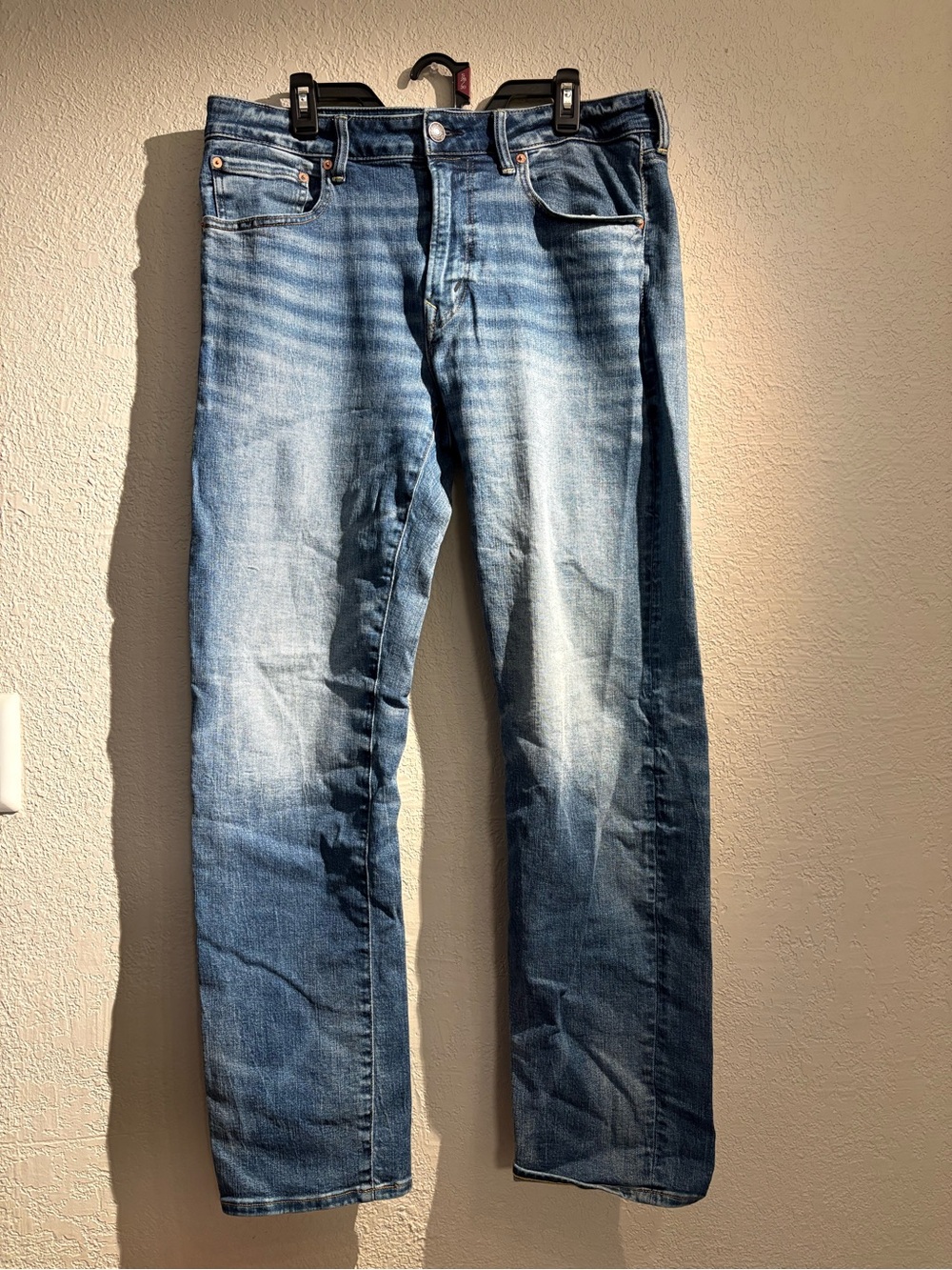 American Eagle Outfitters Men's Straight-Leg Jeans - Light Blue Wash